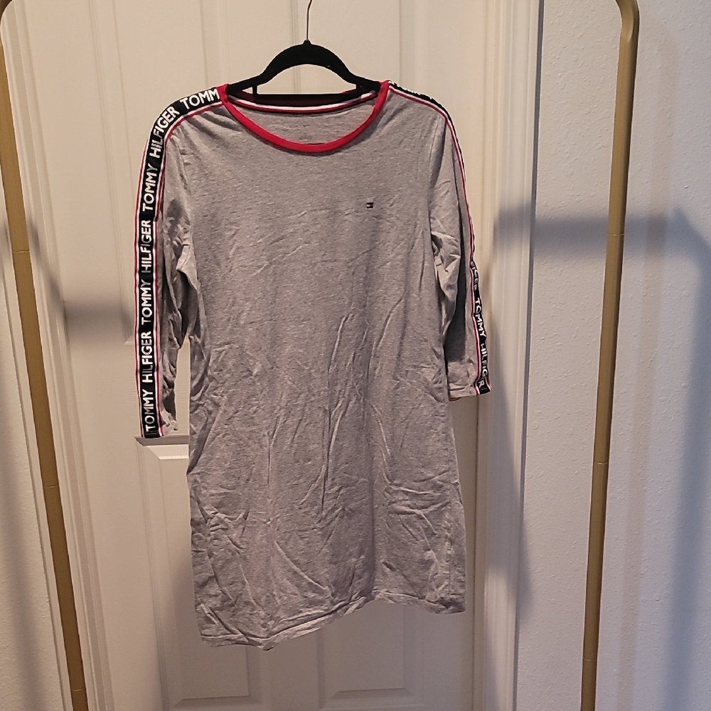 CCO ALL NEED TO GO!!  Tommy Hilfiger Gray Tunic with Logo Sleeves